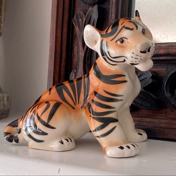 VINTAGE Russian/Soviet porcelain Lomonosov Tiger - Picture 1 of 8